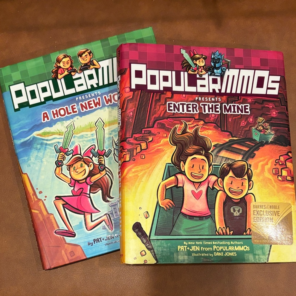PopularMMOs Comic Book Set